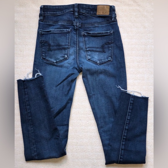 American Eagle Jeans - Picture 2 of 4